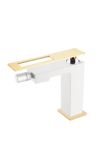 Смеситель Boheme Q 146-WG на биде белый