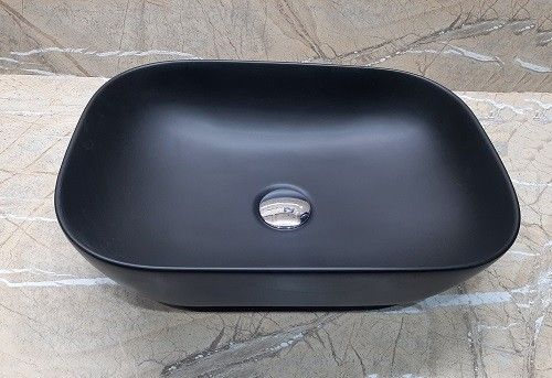 Раковина из сантехнического фаянса CeramaLux 78105MB 50х30 накладная цвет черный без отверстий под смеситель