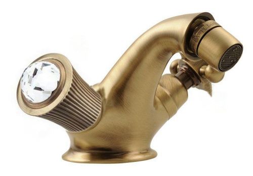 Смеситель Fiore 13ZZ0632 на биде бронза