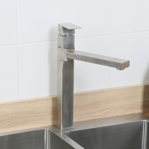 Смеситель для кухни Melana Cubo 610203 на мойку