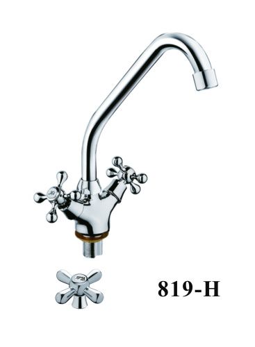 Смеситель для кухни D-Lin D153819-H на мойку хром