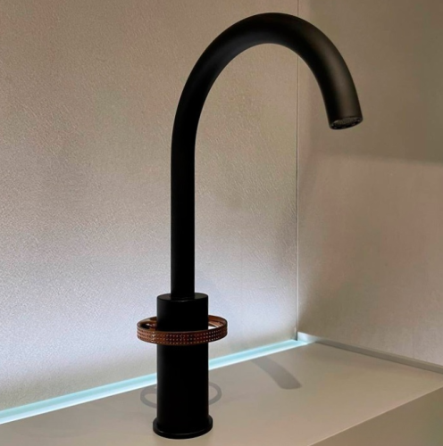 Смеситель Stella Charm CH00117PV17120 на раковину черный