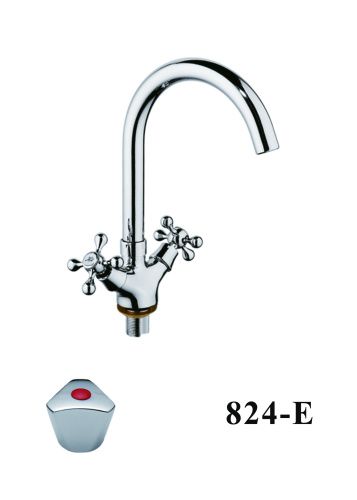 Смеситель для кухни D-Lin D153824-E на мойку хром