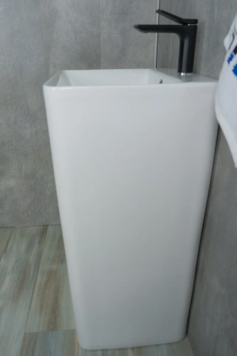 Раковина керамическая Gid Autonomo 81117 42х41 напольная цвет белый 1 отверстие под смеситель - фото 3