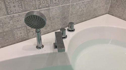 Ванна акриловая Frank 2020116 140х140 угловая четверть круга с каркасом - фото 5