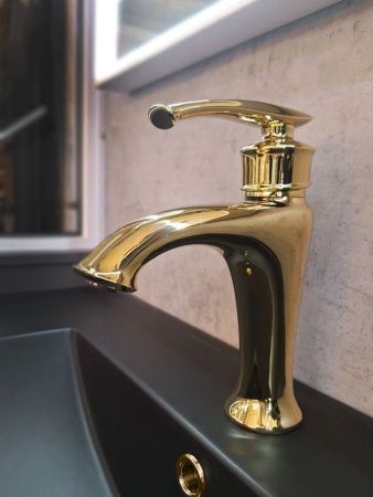 Смеситель AltroBagno Beatrice AltroBagnoBeatrice0114Or на раковину золото