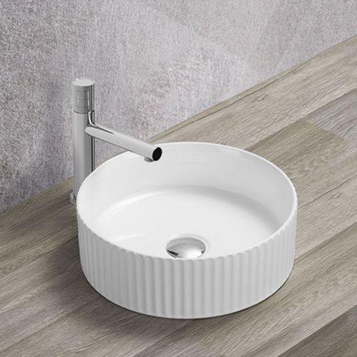 Раковина из сантехнического фарфора Vincea VBS-501 40х40 накладная цвет белый без отверстий под смеситель