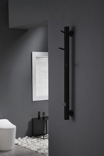 Полотенцесушитель электрический Boheme OAK 724-B 20х150 черный - фото 2