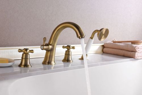 Смеситель LeMark Vintage LM2841B на борт ванны бронза - фото 2