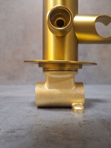 Гигиенический душ со смесителем AltroBagno Modern AltroBagnoModern060117BG золото матовое - фото 5