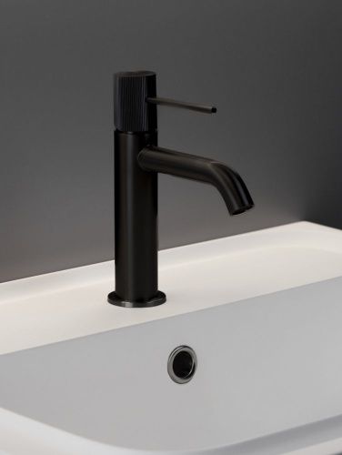 Смеситель AltroBagno Bilancia AltroBagnoBilancia0143MB на раковину черный - фото 5