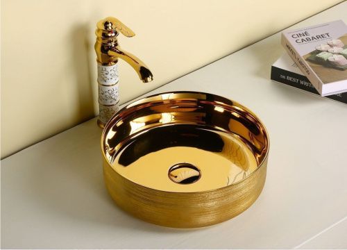 Раковина из сантехнического фарфора Cerutti SPA CR7044AS 40х40 накладная цвет золото без отверстий под смеситель