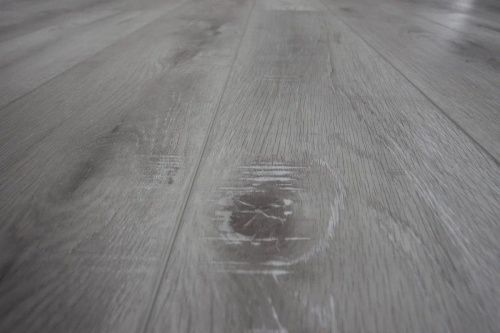 SPC ламинат Damy Floor FAMILY TCM369-28 Дуб Рустикальный Cерый толщина 0.4 см 43 класс 1220х180 - фото 5