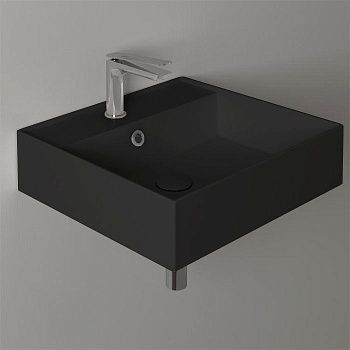 Раковина из сантехнического фаянса Simas Agile AG51 nero matt*1 50х50 подвесная цвет черный 1 отверстие под смеситель