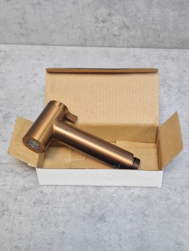 Гигиеническая лейка AltroBagno Modern AltroBagnoModern060207BC цвет медь - фото 4