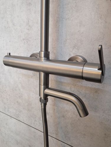 Душевая стойка AltroBagno Unione AltroBagnoUnione030210GM настенная цвет оружейная сталь - фото 4