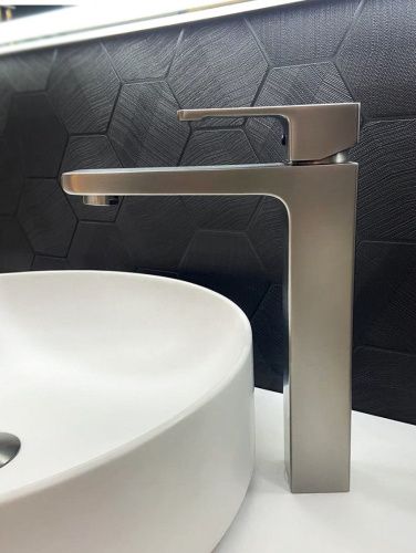 Смеситель для раковины AltroBagno Lamberto AltroBagnoLamberto010224GM на столешницу оружейная сталь - фото 4