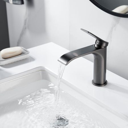 Смеситель Shevanik S4101T на раковину оружейная сталь