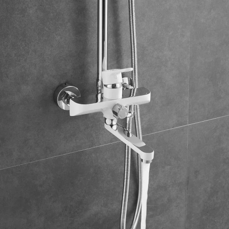 Душевая стойка Shevanik S8136F настенная цвет белый