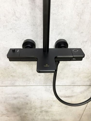 Душевая стойка AltroBagno Lamberto AltroBagnoLamberto030417MB настенная цвет черный - фото 3