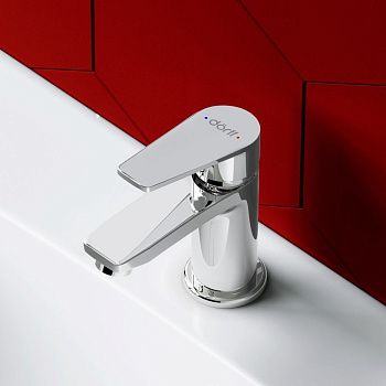 Смеситель Dorff Prime D4002100 на раковину хром