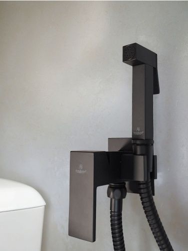 Гигиенический душ со смесителем AltroBagno BM AltroBagnoBM060122MB черный - фото 2