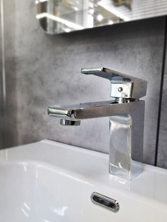 Смеситель AltroBagno Lamberto AltroBagnoLamberto0105Cr на раковину хром