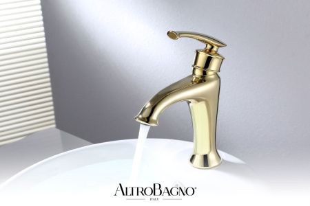 Смеситель AltroBagno Beatrice AltroBagnoBeatrice0114Or на раковину золото
