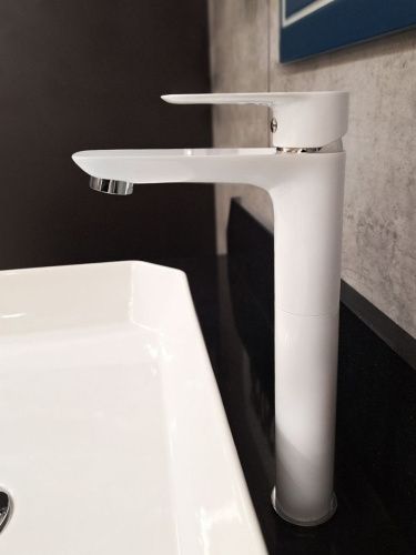 Смеситель для раковины AltroBagno Diretto AltroBagnoDiretto010209Bi на столешницу белый - фото 3