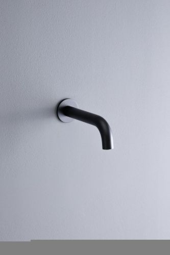 Излив Allen Brau Priority 5.31018-31 настенный черный - фото 4