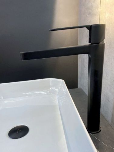 Смеситель для раковины AltroBagno Unione AltroBagnoUnione010221MB на столешницу черный - фото 4