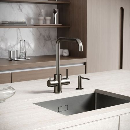 Смеситель для кухни Sancos Vela SC4013GG на мойку вороненая сталь