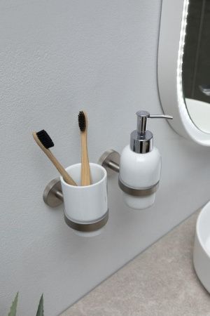 Стакан + держатель Allen Brau Priority 6.31002-BN