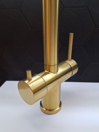 Смеситель для кухни AltroBagno Flusso AltroBagnoFlusso050202BG на мойку золото