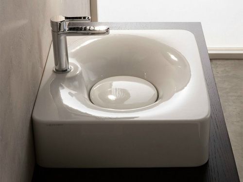 Раковина из сантехнического фаянса Scarabeo Fuji 6002 70х40 подвесная цвет белый - фото 2