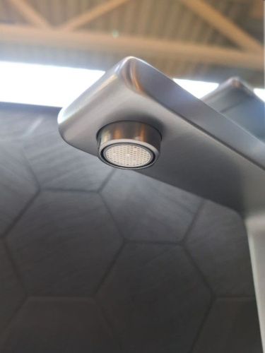 Смеситель для раковины AltroBagno Lamberto AltroBagnoLamberto010224GM на столешницу оружейная сталь - фото 3