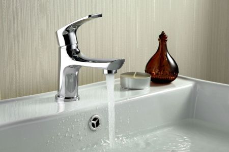 Смеситель LeMark Plus Shape LM1706C на раковину хром