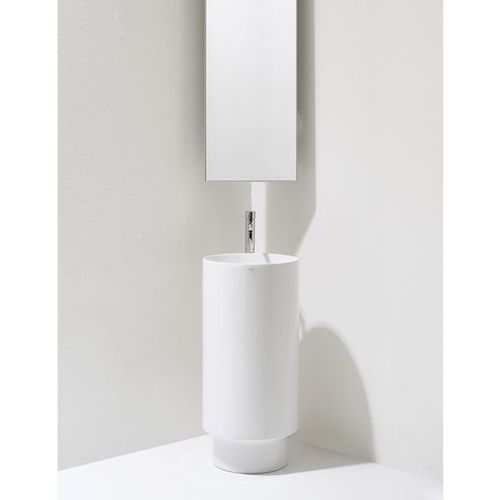 Раковина из сантехнического фаянса Simas PO 08 40х40 напольная цвет белый