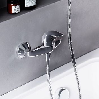 Смеситель для душа Damixa Eclipse 312000001 настенный хром