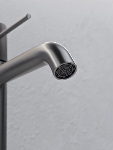 Смеситель для раковины AltroBagno Bilancia AltroBagnoBilancia010226GM на столешницу оружейная сталь - фото 5