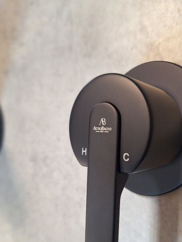 Смеситель для раковины AltroBagno Unione AltroBagnoUnione010508MB встраиваемый в стену черный - фото 5