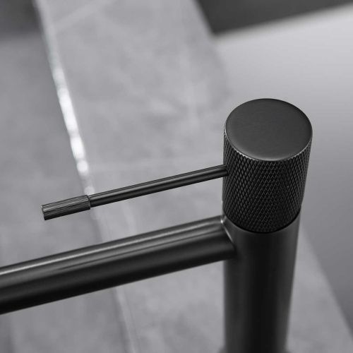 Смеситель Vincea Desire VBF-1D1MB на раковину черный - фото 4