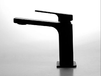 Смеситель Fima Carlo Frattini F3381NS на раковину черный