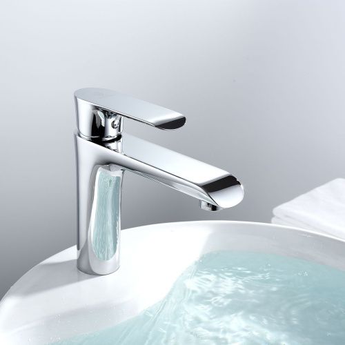 Смеситель Vincea Esse VBF-1E1CH на раковину хром