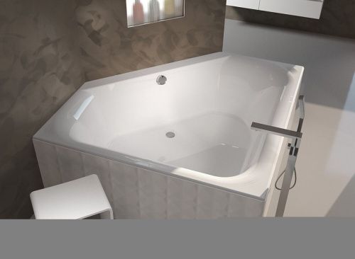 Ванна акриловая Riho AUSTIN B005001005 145х145 пристенная асимметричная без ножек