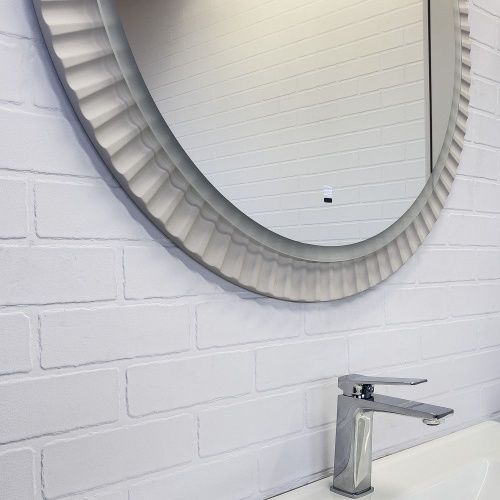 Зеркало с подсветкой Comforty Мадрид 00-00014251CF 70х70 подвесное - фото 4