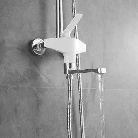 Душевая стойка Shevanik S8036F настенная цвет белый