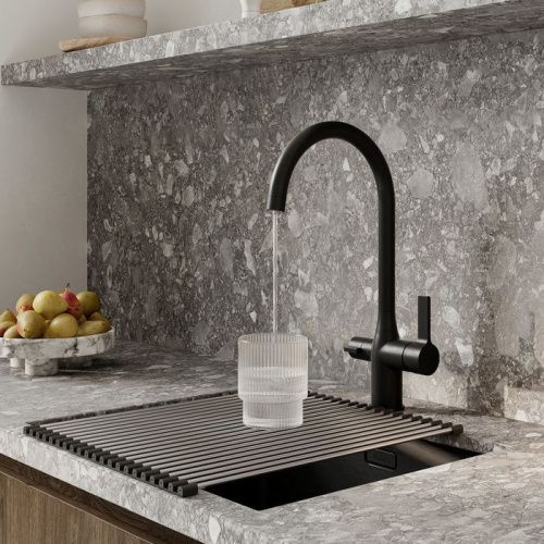 Смеситель для кухни IDDIS Pure PURBLFJi05 на мойку черный - фото 3