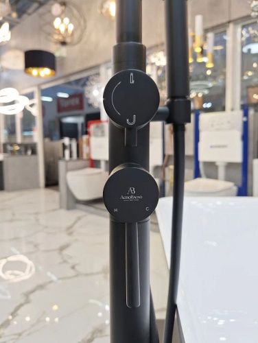 Смеситель для ванны AltroBagno Metropoli AltroBagnoMetropoli020202NeOp напольный черный - фото 4