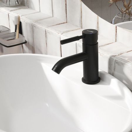 Смеситель Wasserkraft Gollach 3300 3305 на раковину черный